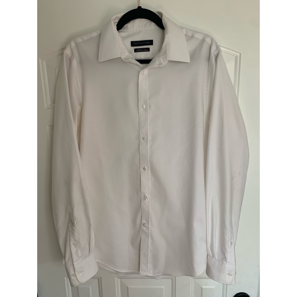 White dress shirt